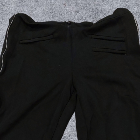 Bebe skinny pants/leggings with ring detail - Picture 3 of 5